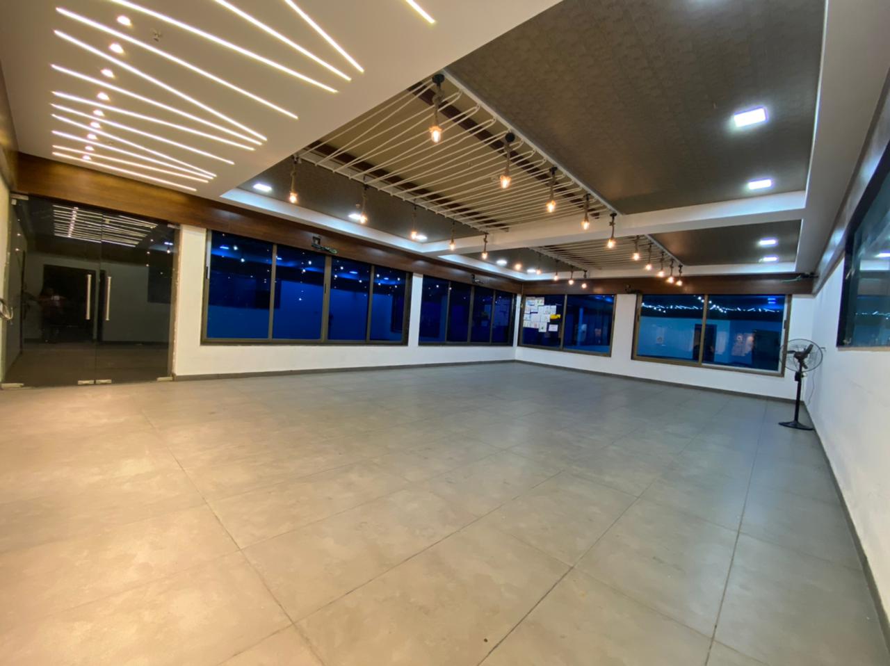 Restaurant Cafeteria & Restaurant